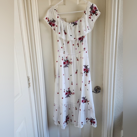 Lost + Wander Bloomingdales Womens Embroidered Floral Señorita Maxidress sz M - Picture 3 of 8